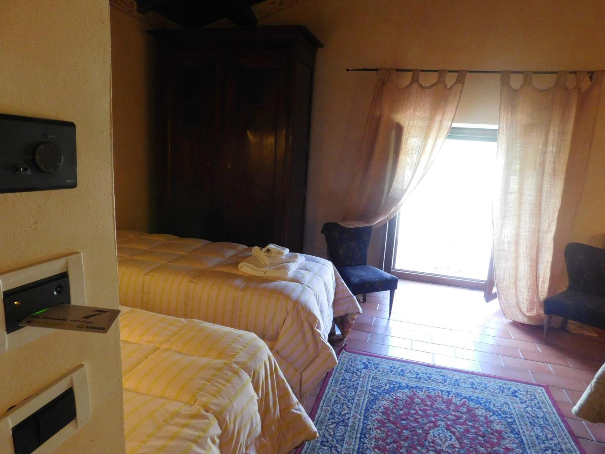 Locanda Sul Lago Santo Stefano Di Sessanio Værelse billede