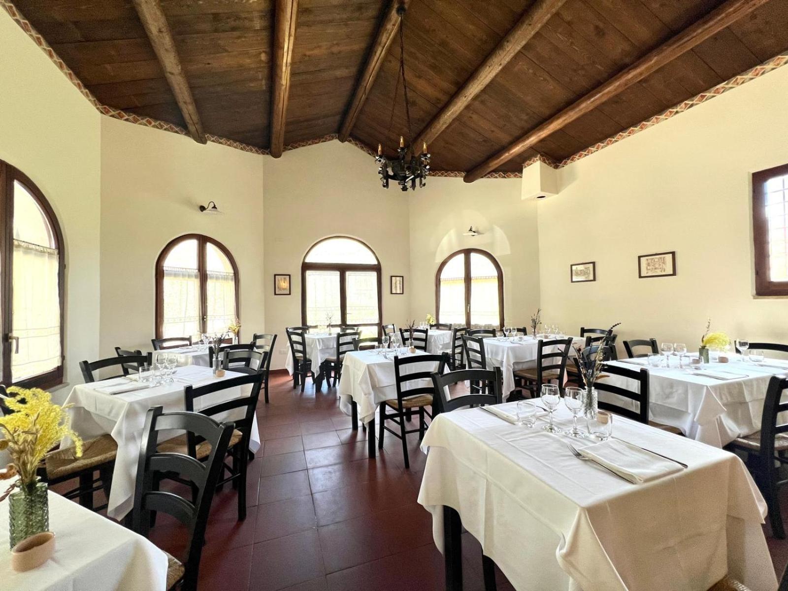 Locanda Sul Lago Santo Stefano Di Sessanio Eksteriør billede