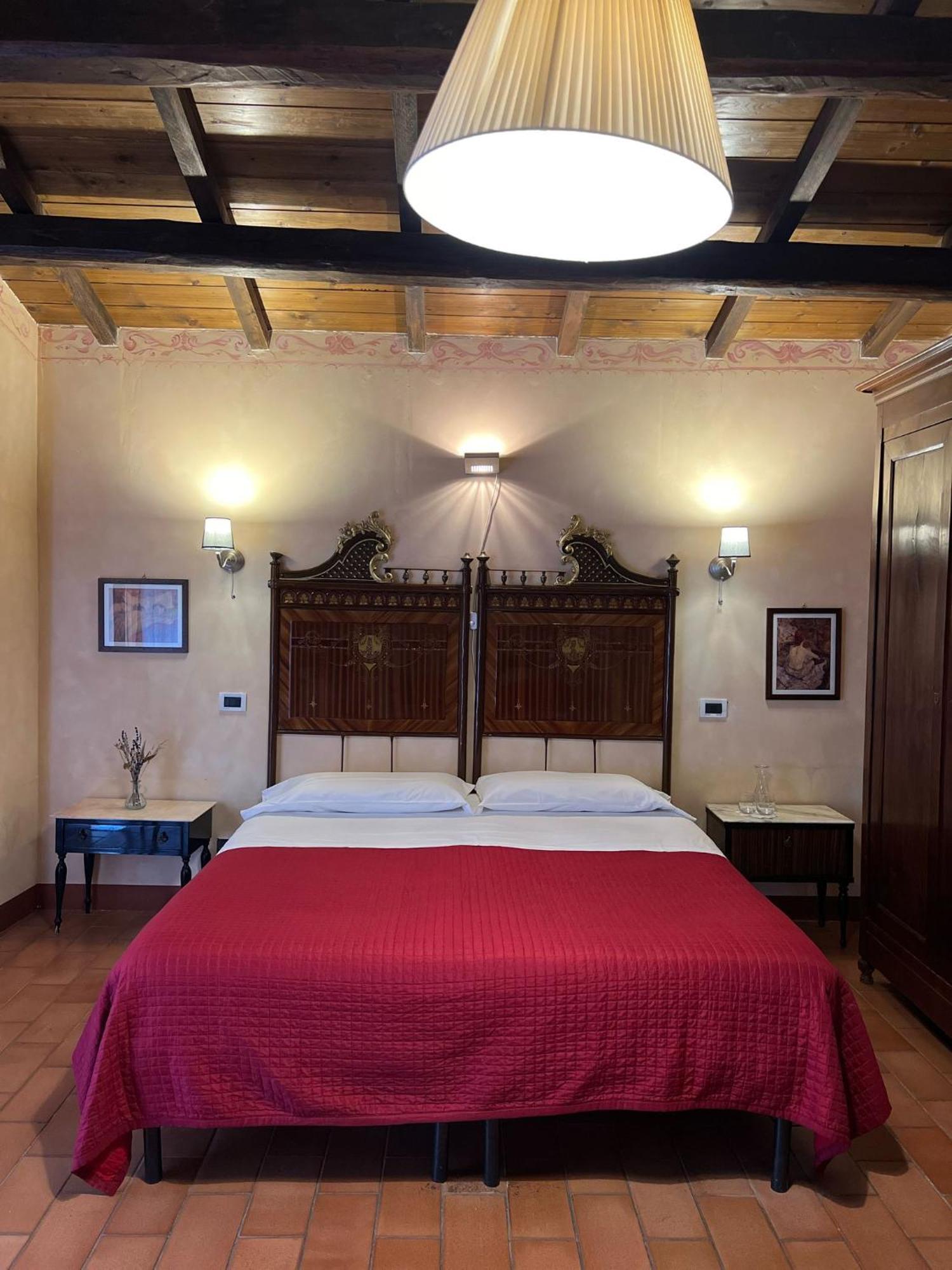 Locanda Sul Lago Santo Stefano Di Sessanio Eksteriør billede