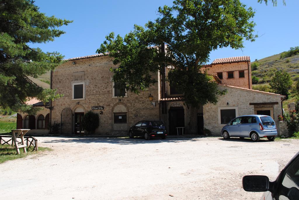 Locanda Sul Lago Santo Stefano Di Sessanio Eksteriør billede