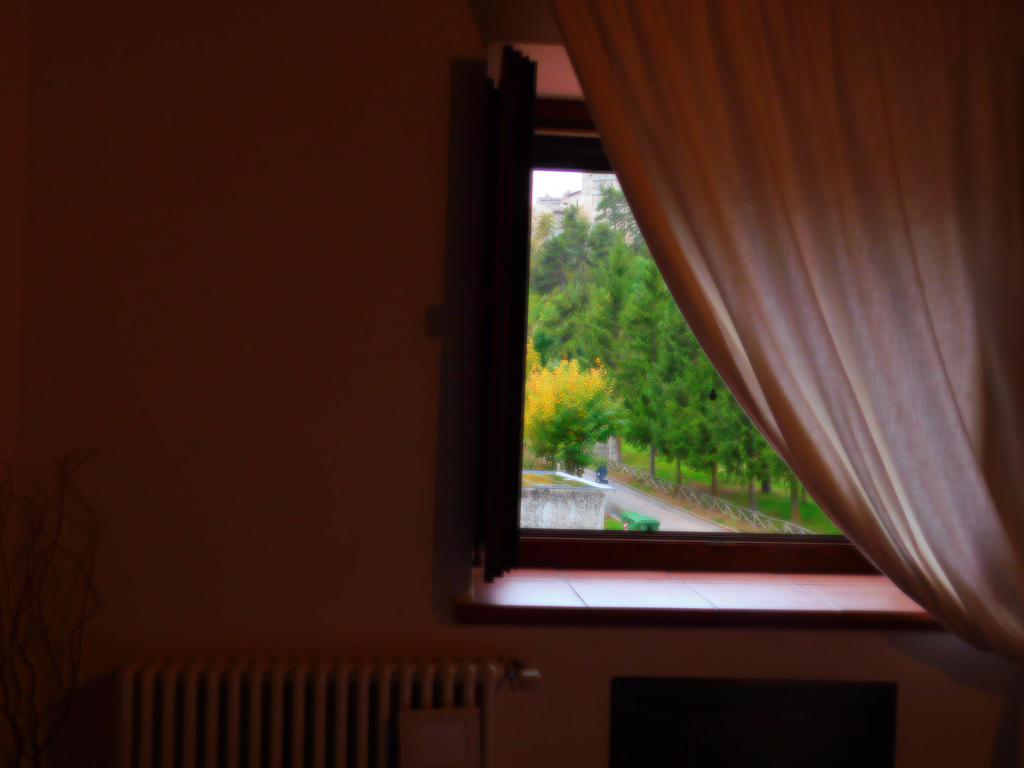 Locanda Sul Lago Santo Stefano Di Sessanio Eksteriør billede